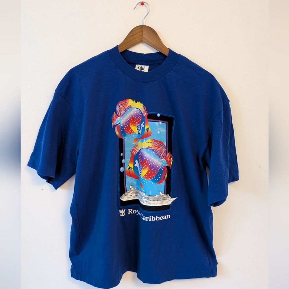 Caribbean Blue Fish Graphic T-Shirt